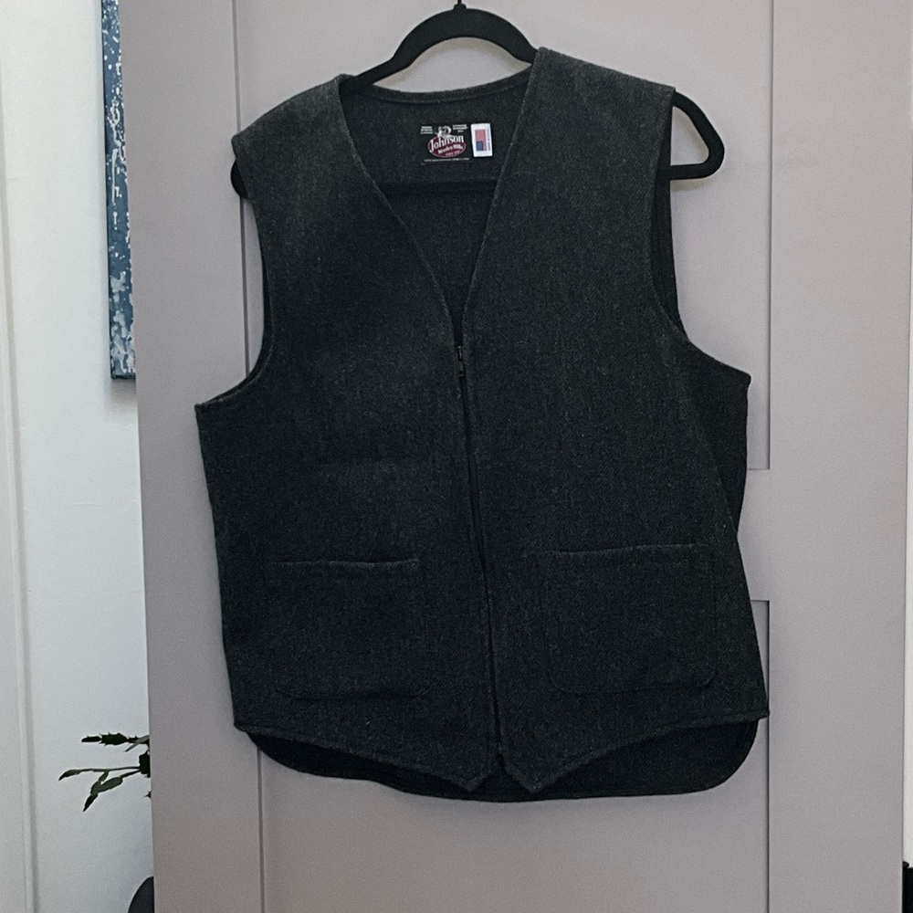 Black Zip-Up Johnson Woolen Mills Vest
